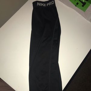 Nike Pro Capris